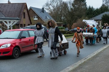 Bild 171 - Latuff Umzug